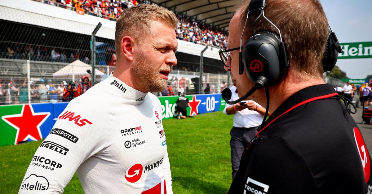 Kevin Magnussen and Mark Slade (Haas-Ferrari) on the grid before the 2024 Mexican Grand Prix at the autodromo in Mexico City. Photo: Grand Prix Photo